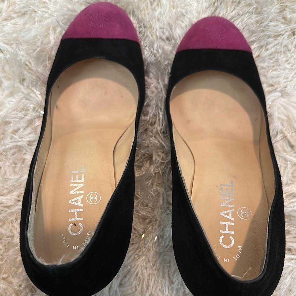 CHANEL Black and Pink Platform Heels - Picture 11 of 14